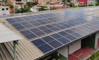 Usina fotovoltaica na nas escolas de Ribeirão das Neves, realizada pela Voxsolis